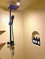 The Beach House Ocam Ocam