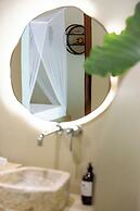 The Beach House Ocam Ocam