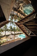 The Beach House Ocam Ocam