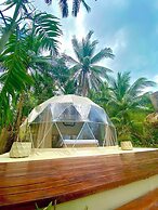 The Beach House Ocam Ocam