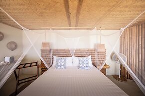 The Beach House Ocam Ocam