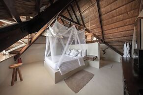 The Beach House Ocam Ocam