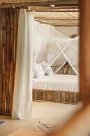 The Beach House Ocam Ocam