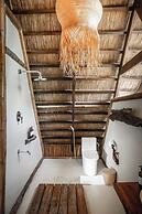 The Beach House Ocam Ocam