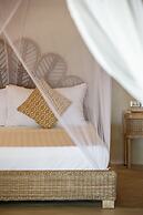 The Beach House Ocam Ocam