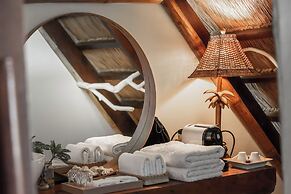 The Beach House Ocam Ocam