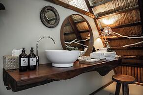 The Beach House Ocam Ocam