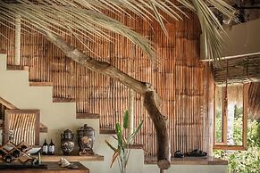 The Beach House Ocam Ocam