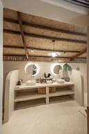 The Beach House Ocam Ocam