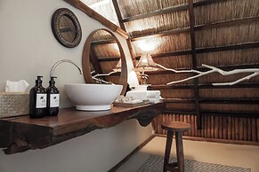 The Beach House Ocam Ocam