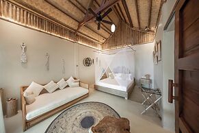 The Beach House Ocam Ocam