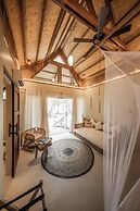 The Beach House Ocam Ocam