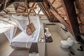 The Beach House Ocam Ocam