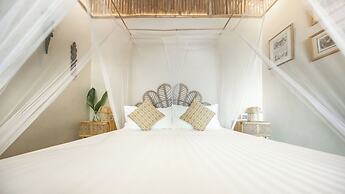 The Beach House Ocam Ocam