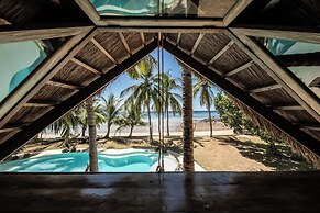 The Beach House Ocam Ocam