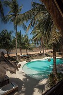 The Beach House Ocam Ocam