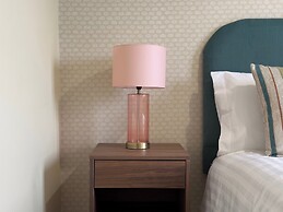 House Sleeps 10-garden-parking-nearbarryisland