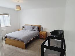 Rusper Retreat - Spacious Home Near Gatwick