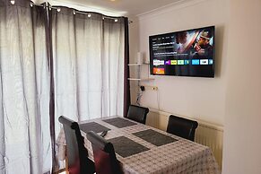 Rusper Retreat - Spacious Home Near Gatwick