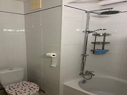 Cozy Studio Near Center and Beach