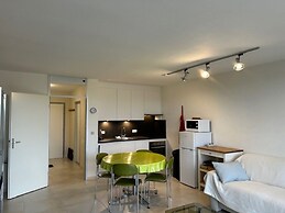 Cozy Studio Near Center and Beach