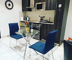 PREMIUM SUITE
