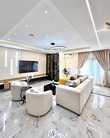 Winnie Host and Homes