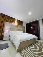 Winnie Host and Homes