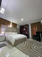 Winnie Host and Homes