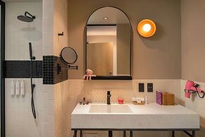 Moxy Tulum