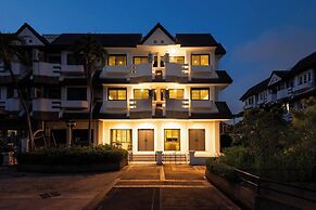 Luxury 5BR Poolhouse & Theater - 2mins to BTS