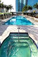 AKA Miami Brickell - Residence