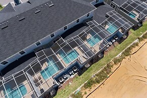 Ideal Location 5 min to Water Park