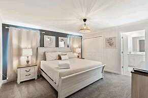 Ideal Location 5 min to Water Park