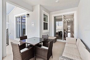 Ideal Location 5 min to Water Park