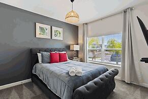 Ideal Location 5 min to Water Park