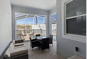 Ideal Location 5 min to Water Park