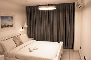 Premium Suite