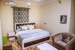 Aeronat Luxury Apartment