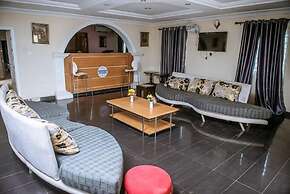 Aeronat Luxury Apartment