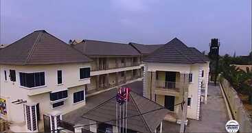 Aeronat Luxury Apartment