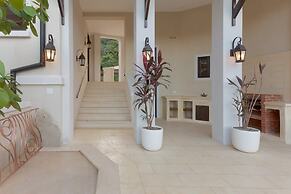 Beautiful Penthouse in Las Catalinas with an Oceanview Balcony