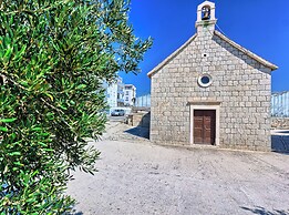 Seaside Apartment with Pool