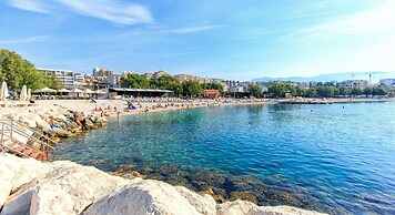 Seaside Apartment with Pool