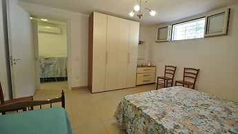 Villa Romano 9 Guests Torre Suda