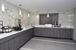 Baymont by Wyndham Batavia - Darien Lake