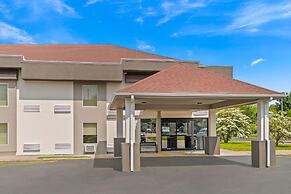 Baymont by Wyndham Batavia - Darien Lake