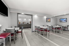 Baymont by Wyndham Batavia - Darien Lake