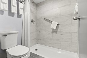 Baymont by Wyndham Batavia - Darien Lake