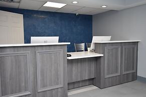 Baymont by Wyndham Batavia - Darien Lake